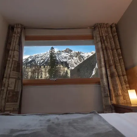 L'outa - Center Of - Mont-blanc View