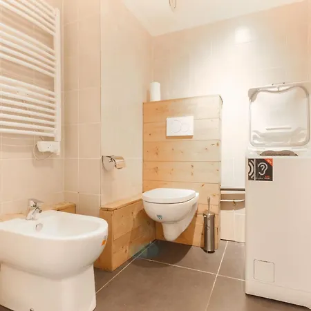 L'outa - Center Of - Mont-blanc View